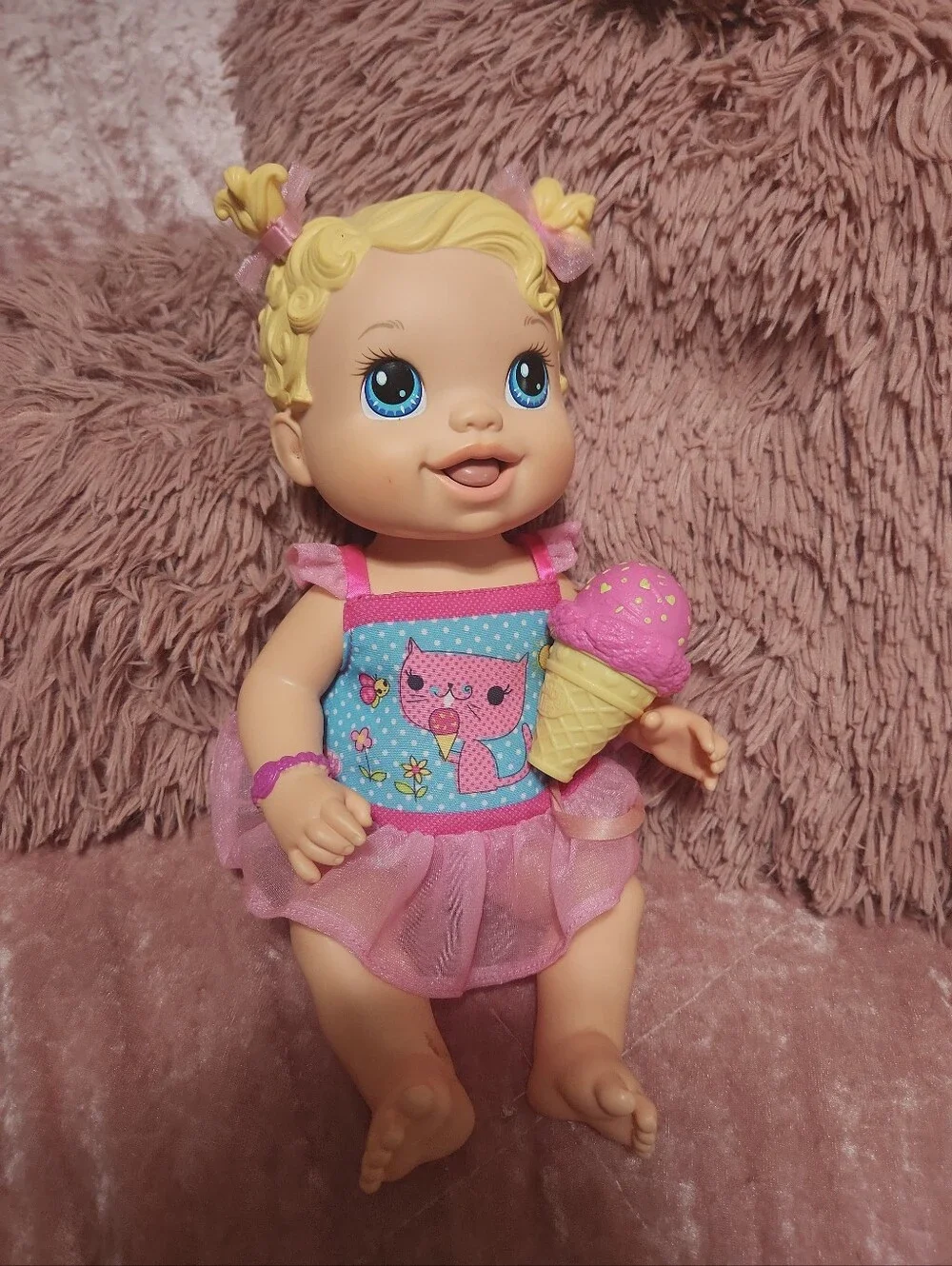 2012 Hasbro Baby Alive Yummy Treat Baby Doll With Ice Cream Cone